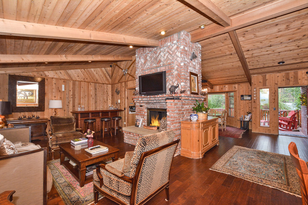 Alpenhorn Bed And Breakfast Биг Бэар Лейк Экстерьер фото
