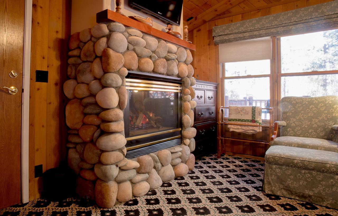 Alpenhorn Bed And Breakfast Биг Бэар Лейк Экстерьер фото